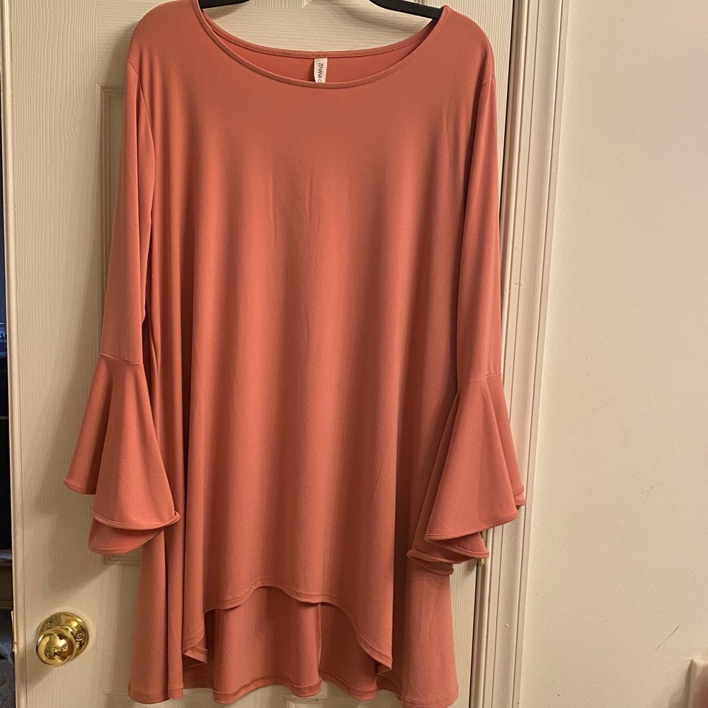 Zenana Outfitters Elegant Women's Pink Bell Sleeve Top
